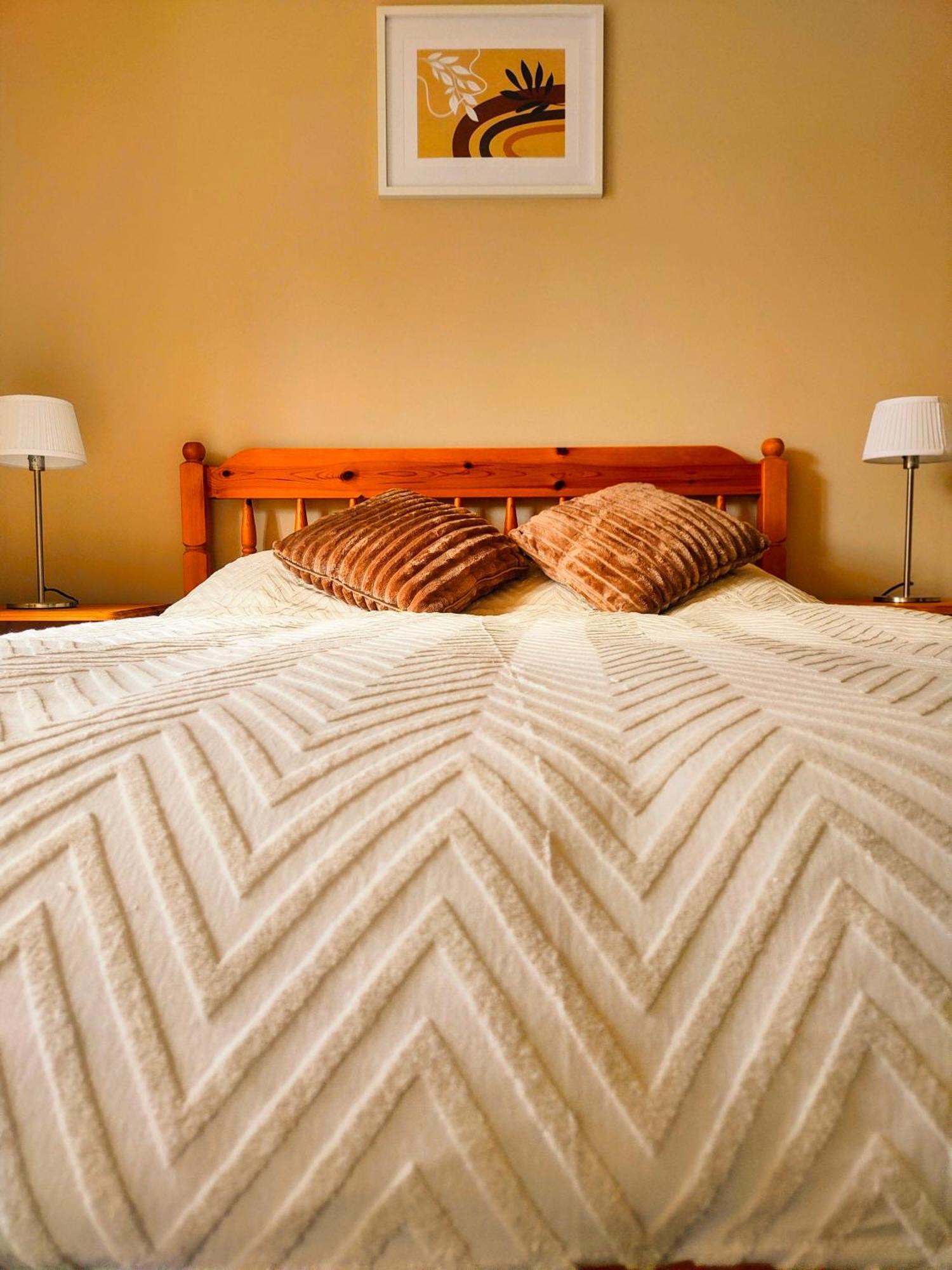 Rynn Haven - Enchanting Townhouse Lough Rynn Mohill エクステリア 写真