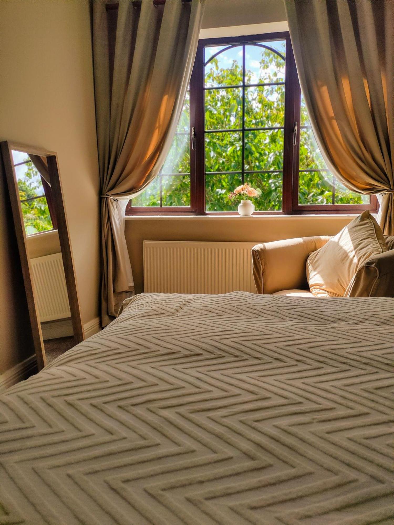 Rynn Haven - Enchanting Townhouse Lough Rynn Mohill エクステリア 写真